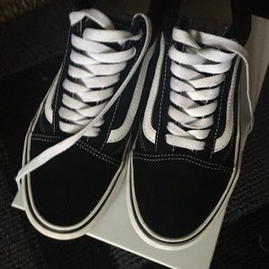 Black Unisex Van’s